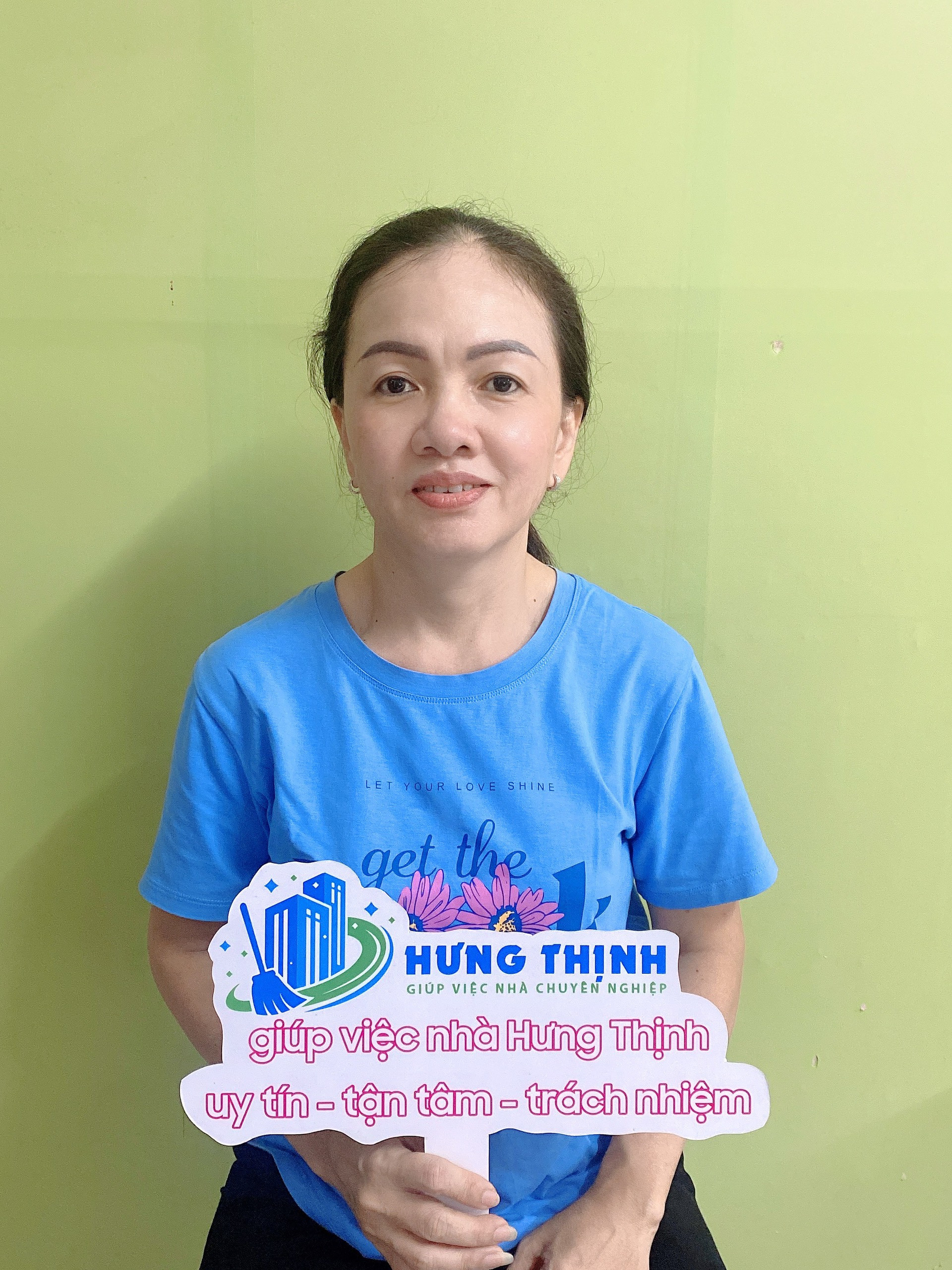 Em tìm việc giúp cô Hồng 46 tuổi (1978) Tiền Giang,cô thích chăm bé và giúp việc nhà