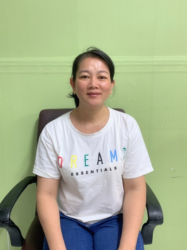 CHỊ NGUYỄN THỊ THU LOAN- 1976-BÌNH THUẬN- CÓ BẰNG HỘ LÝ, CHỊ CHUYÊN CHĂM NGƯỜI GIÀ, NGƯỜI LỚN TUỔI