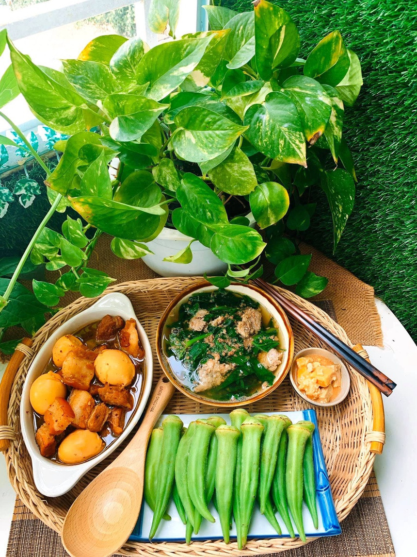 Vợ Chồng Nay Cần Chị Giúp Việc Nhà Bao Ăn Ở Cùng Gia Đình