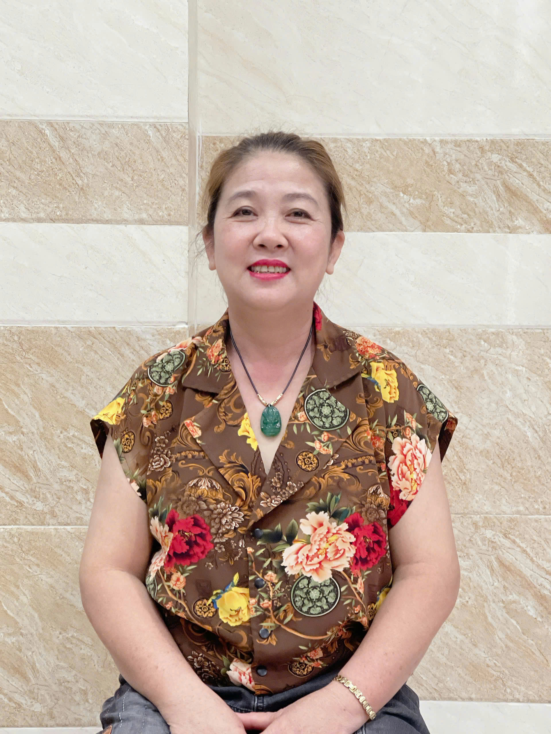 Chị Thảo 1978 Nghệ An cần tìm việc , tết ở lại được.